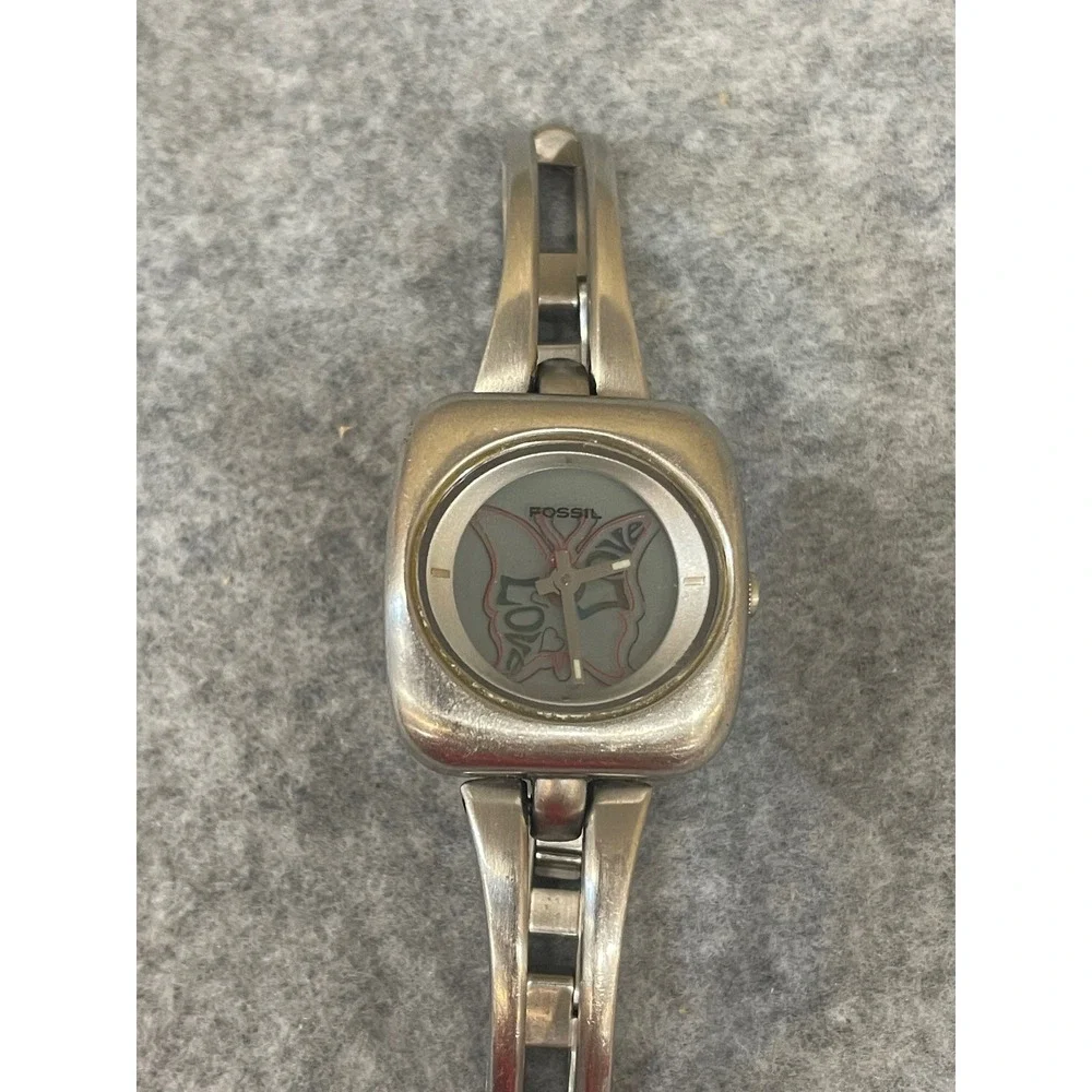 Fossil Women's Silver Tone Digital Butterfly Love‎ Dial Watch Adj Works New Batt - Picture 2 of 6